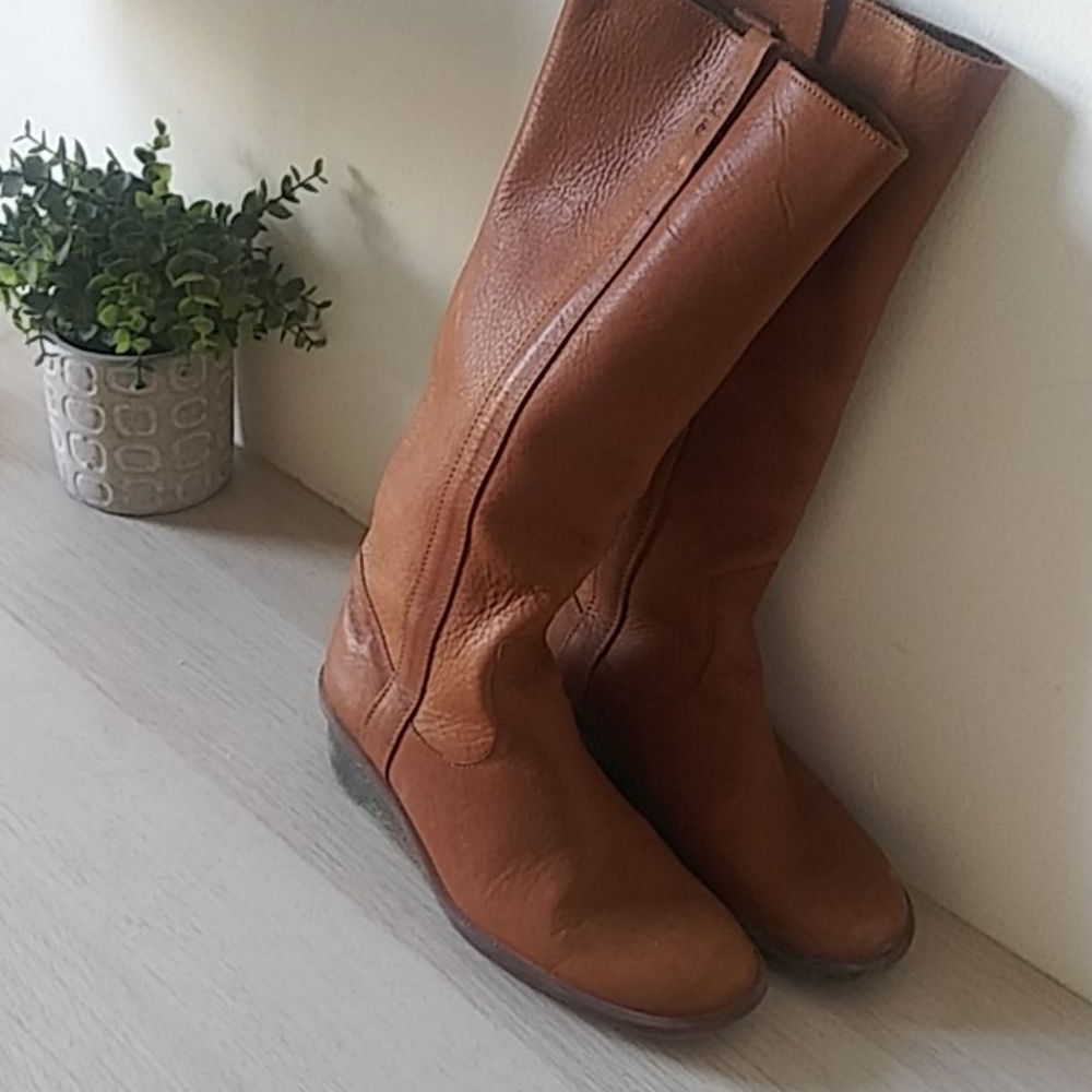 Arche leather boots